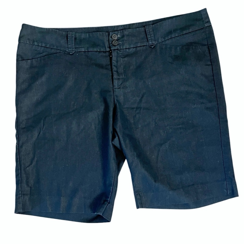 Massimo Shorts - Picture 2 of 3